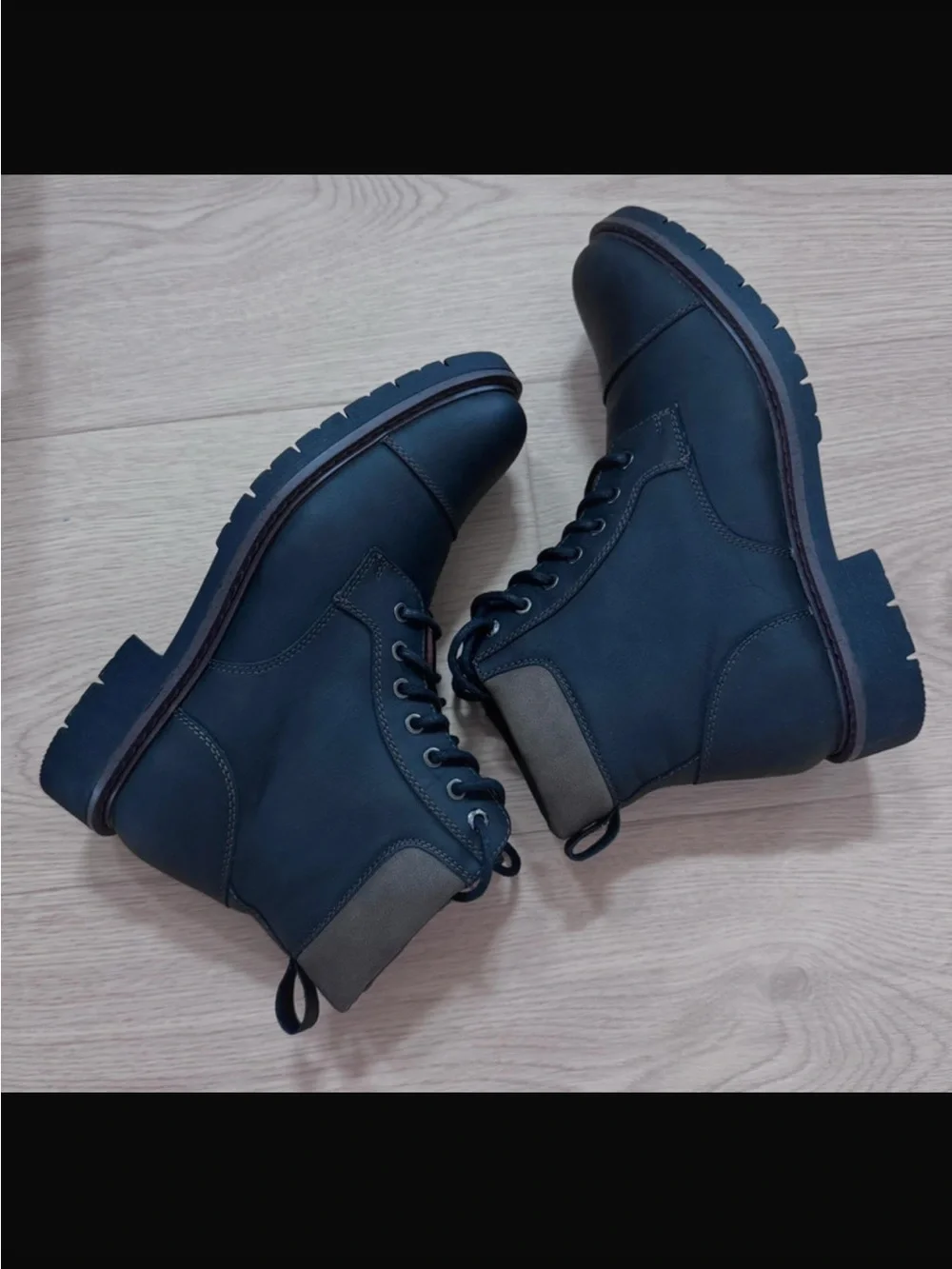 Dockers Black Lace-Up Leather Ankle Boots